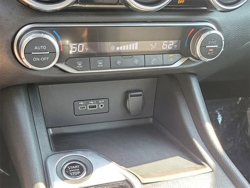 Used 2021 Nissan Sentra SV image 10