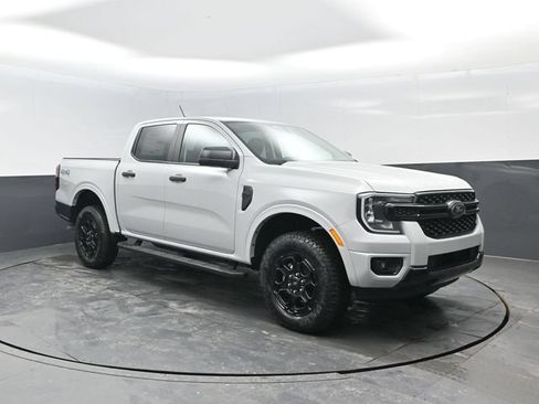 Used 2026 Ford Ranger XLT w/ Equipment Group 301A High AWD/4WD image 2