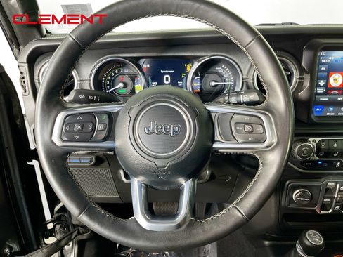Used 2023 Jeep Wrangler Unlimited Sahara w/ Cold Weather Group AWD/4WD image 13