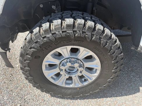 Used 2022 Ford F350 XL w/ Power Equipment Group image 10