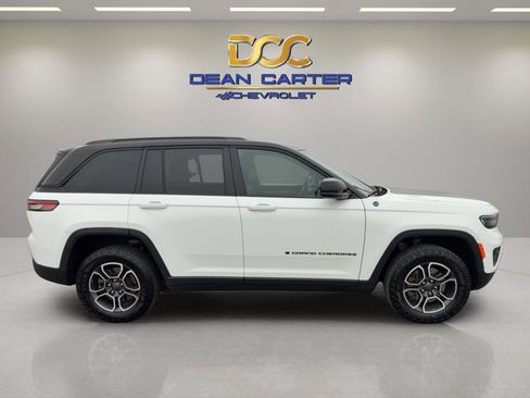 Used 2022 Jeep Grand Cherokee Trailhawk image 7