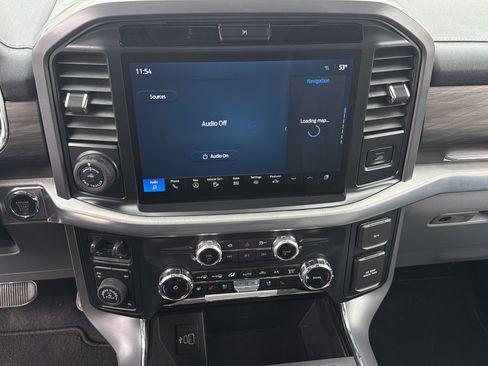 Certified 2025 Ford F150 Lariat w/ Tow/Haul Package AWD/4WD image 23