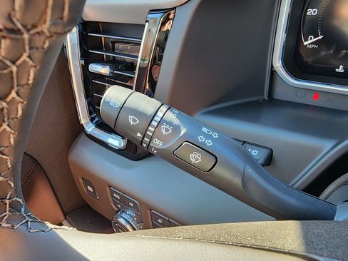 New 2026 GMC Sierra 2500 Denali w/ Denali Reserve Package image 26