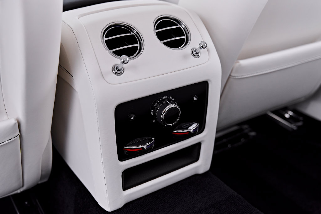 Used 2026 Rolls-Royce Ghost AWD/4WD image 79