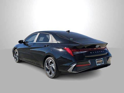 New 2026 Hyundai Elantra Limited image 6