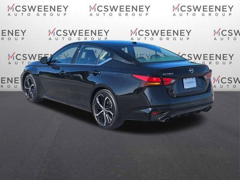 Used 2024 Nissan Altima 2.5 SR FWD image 3