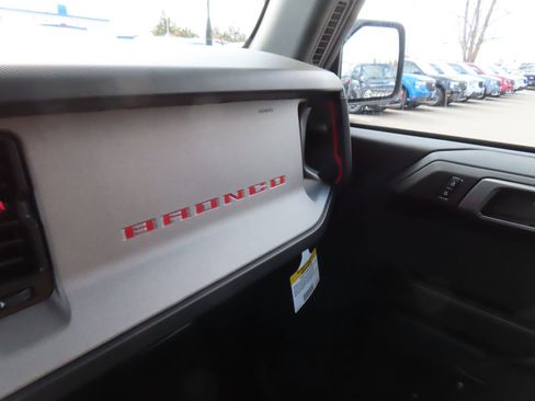 New 2026 Ford Bronco Big Bend w/ Black Diamond Package image 12