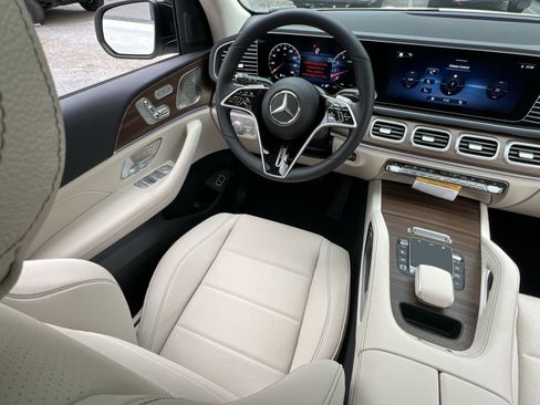 New 2026 Mercedes-Benz GLE 450 4MATIC image 16