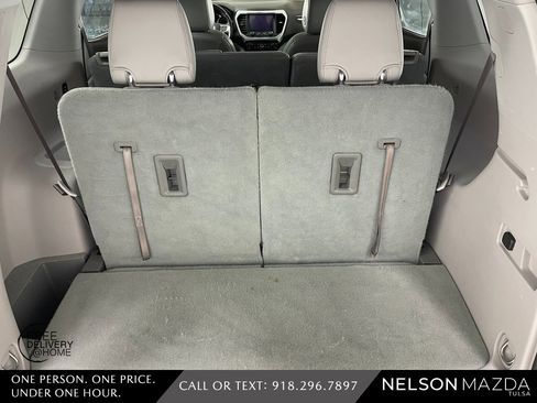 Used 2019 GMC Acadia SLT image 40