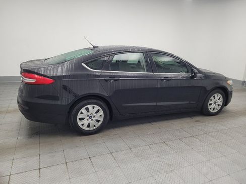 Used 2019 Ford Fusion S FWD image 10