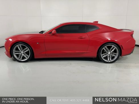 Used 2018 Chevrolet Camaro LT w/ RS Package image 5