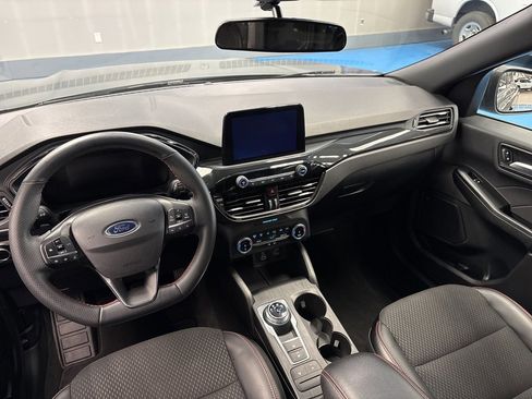 Used 2025 Ford Escape ST-Line image 20