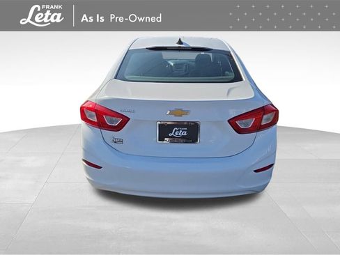 Used 2017 Chevrolet Cruze LS image 9