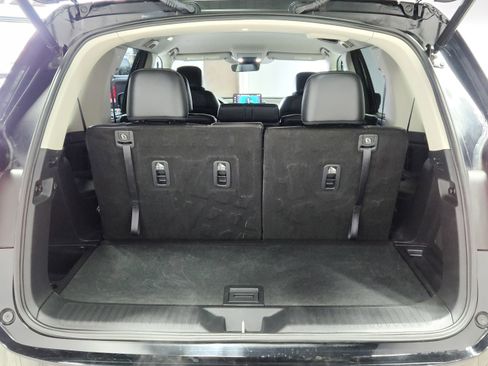 Used 2025 Honda Pilot EX-L image 15