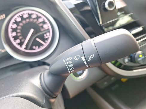 Used 2024 Toyota Camry XLE FWD image 22