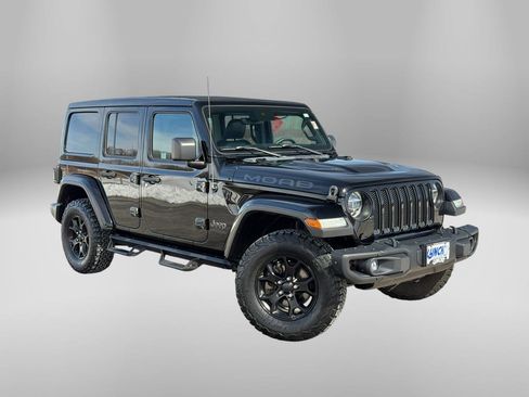Used 2019 Jeep Wrangler Unlimited Sahara w/ Quick Order Package 24M Moab image 5