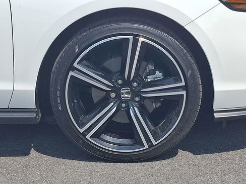 Used 2023 Honda Accord Sport image 8