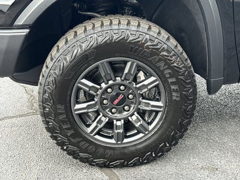 New 2026 GMC Sierra 1500 AT4X AWD/4WD image 16