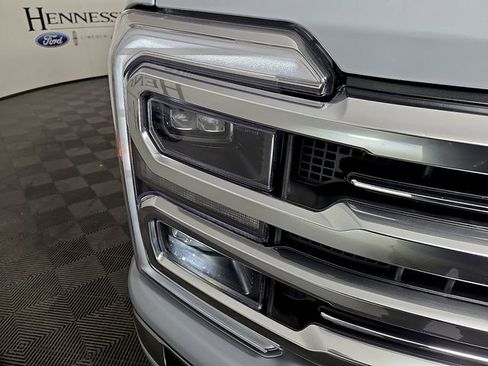 Used 2024 Ford F250 Limited w/ FX4 Off-Road Package image 9