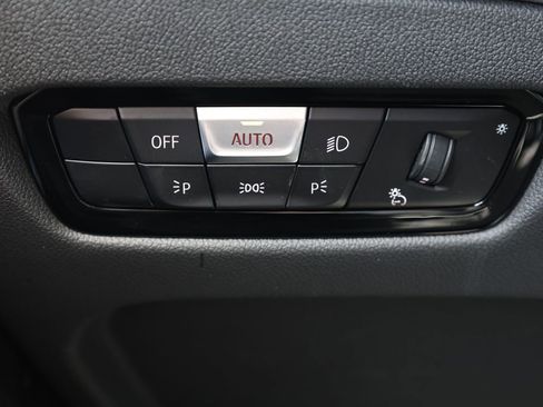 Used 2026 BMW 330i xDrive Sedan AWD/4WD image 35