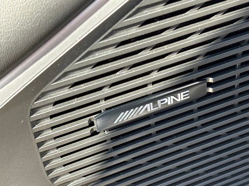 New 2025 Jeep Wagoneer L Series II w/ Premium Group I image 18