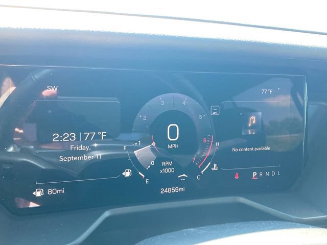 Used 2025 GMC Acadia Elevation FWD image 11