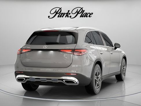 Used 2026 Mercedes-Benz GLC 300 4MATIC image 19