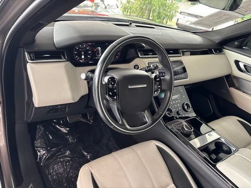 Used 2018 Land Rover Range Rover Velar R-Dynamic SE AWD/4WD image 11