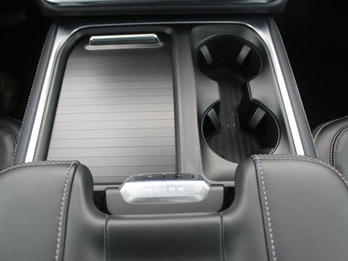 Used 2025 Ford Expedition Max Platinum AWD/4WD image 38