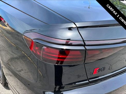 Used 2023 Audi S8 AWD/4WD image 22