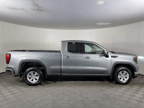 Used 2023 GMC Sierra 1500 SLE image 5