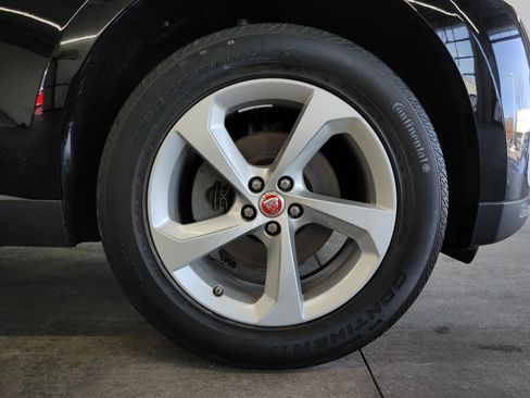 Used 2020 Jaguar F-PACE Premium image 29