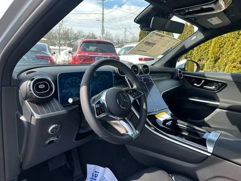 Used 2026 Mercedes-Benz GLC 300 4MATIC image 12
