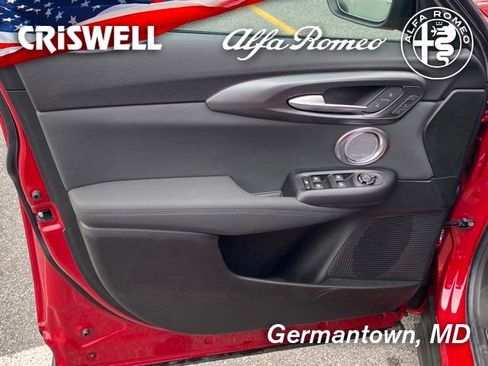 New 2024 Alfa Romeo Tonale Veloce image 16