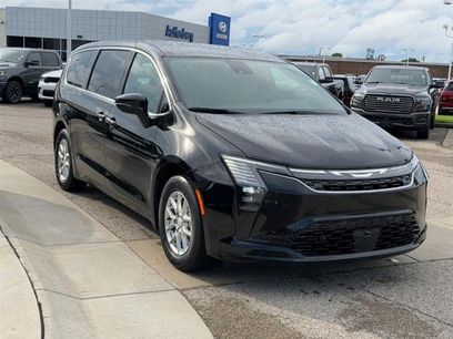 New 2027 Chrysler Pacifica Select