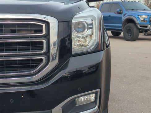 Used 2017 GMC Yukon SLT w/ Open Road Package image 12