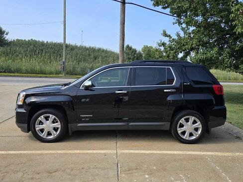 Used 2017 GMC Terrain SLE w/ Convenience Package FWD image 4