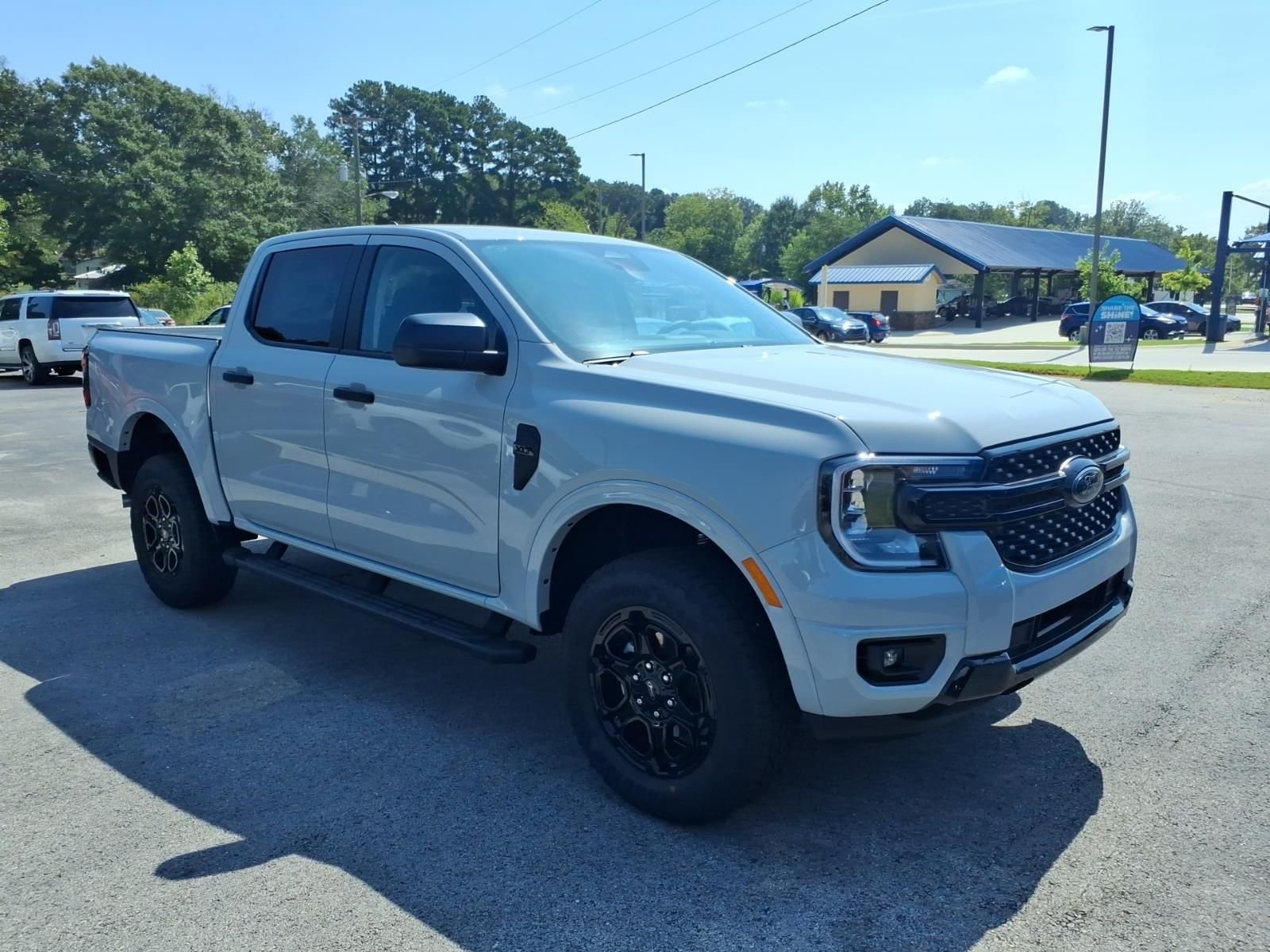 New 2026 Ford Ranger XLT w/ Black Appearance Package RWD image 6