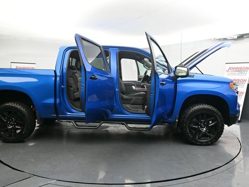 Used 2024 Chevrolet Silverado 1500 LT Trail Boss w/ LT Trail Boss Premium Package image 43