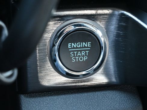 New 2026 Ford F250 Lariat w/ Black Appearance Package image 21