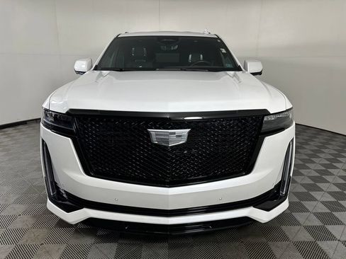 Used 2023 Cadillac Escalade Sport Platinum w/ LPO, ONYX Package AWD/4WD image 8