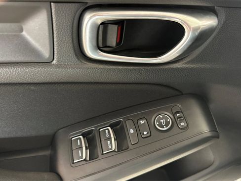 Used 2023 Honda Civic Sport image 11