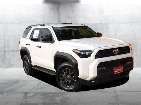 Used 2025 Toyota 4Runner SR5 AWD/4WD image 2