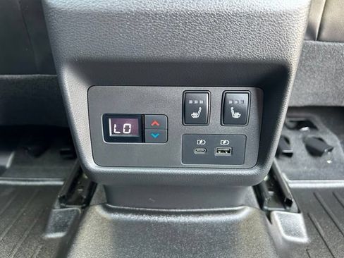 Used 2021 Nissan Rogue Platinum AWD/4WD image 38