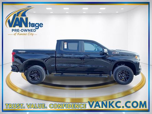 Used 2023 Chevrolet Silverado 1500 LT Trail Boss w/ Protection Package image 5