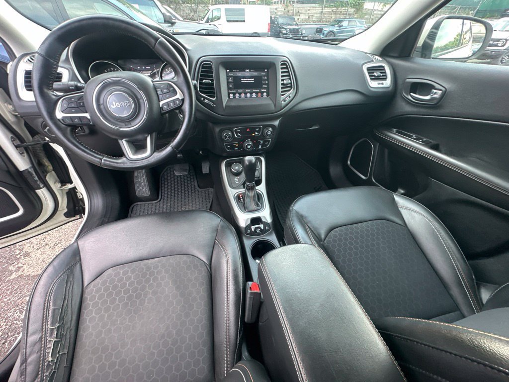 Used 2019 Jeep Compass Latitude w/ Cold Weather Group AWD/4WD image 26