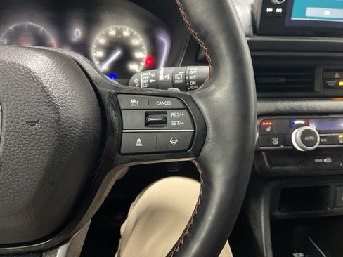 Used 2023 Honda Pilot TrailSport image 26