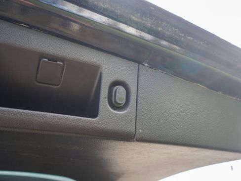 Used 2019 GMC Yukon XL Denali w/ Denali Ultimate Package image 14