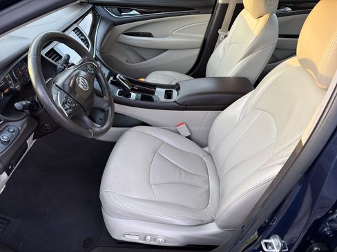 Used 2017 Buick LaCrosse Essence image 9