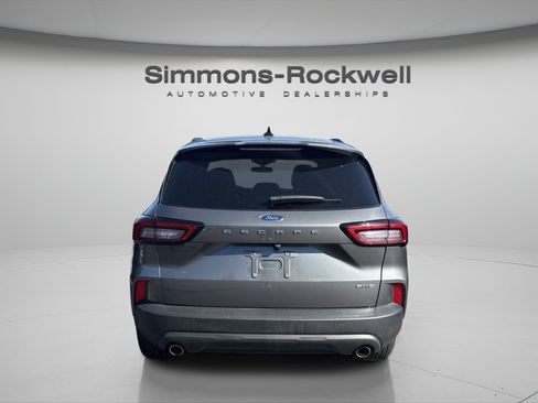 Used 2025 Ford Escape ST-Line AWD/4WD image 7